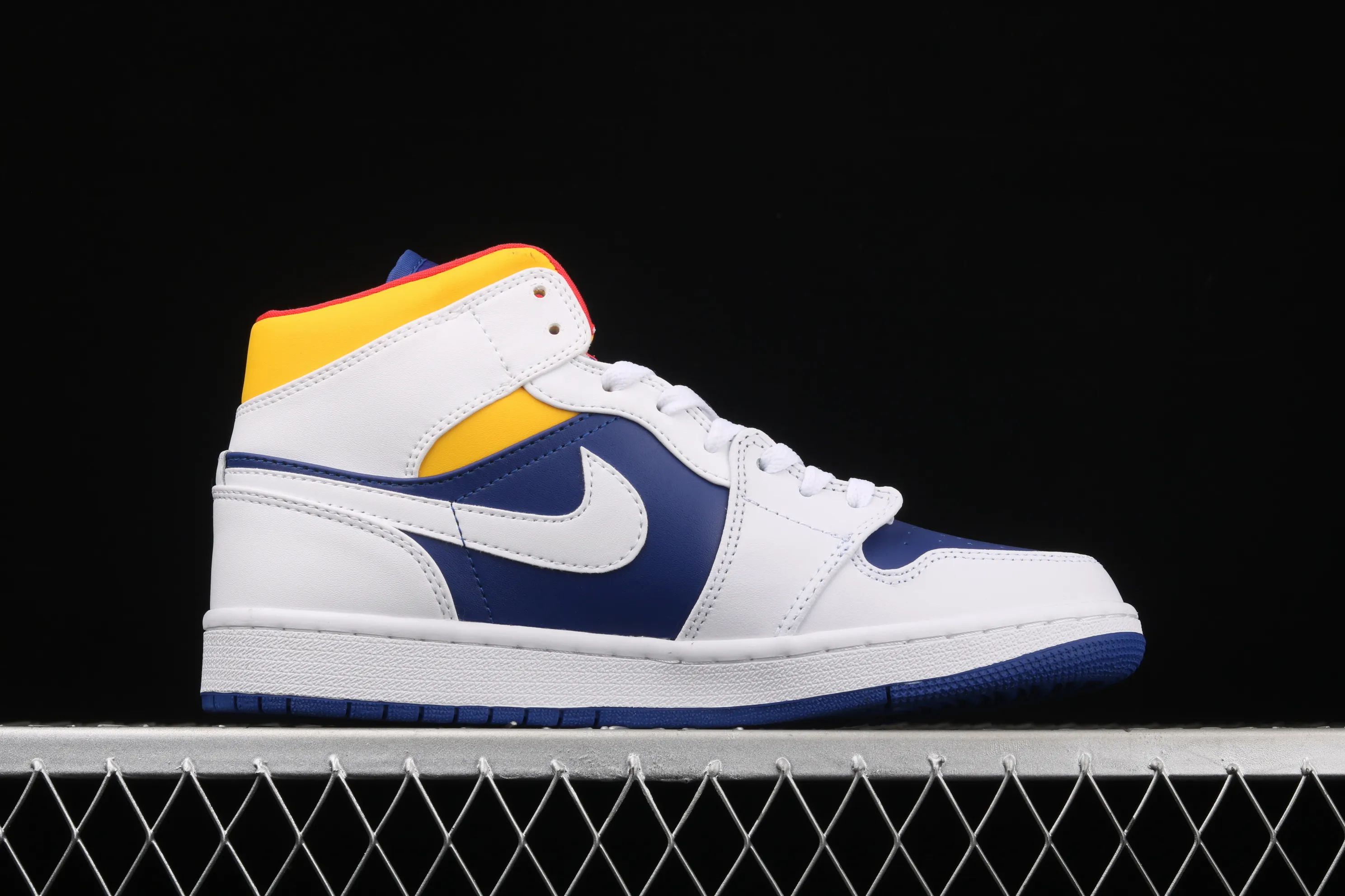 All categories Air Jordan Jordan series basketball shoes Air Jordan 1 Mid Air Jordan 1 Mid AJ1 Joe 1 mid-top white, yellow and blue color 554724-131